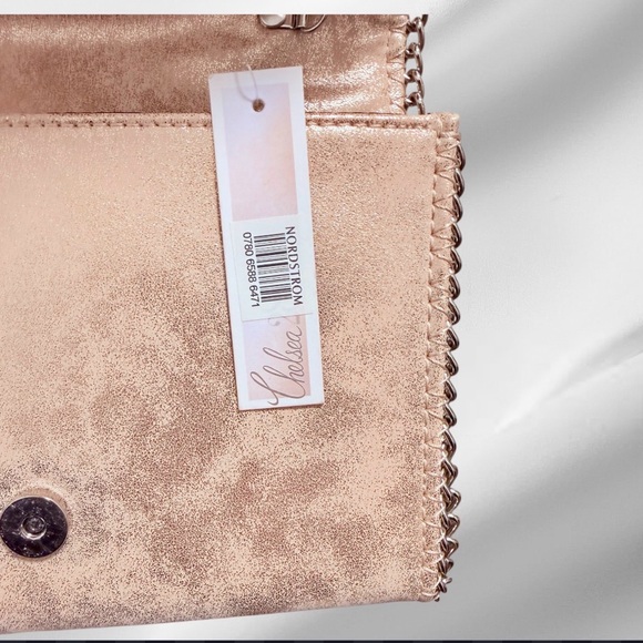 ✨Chelsea 28-Peach Metallic Silver Crossbody Ladies Bag ✨ Perfect Gift 🎁 - Picture 2 of 7